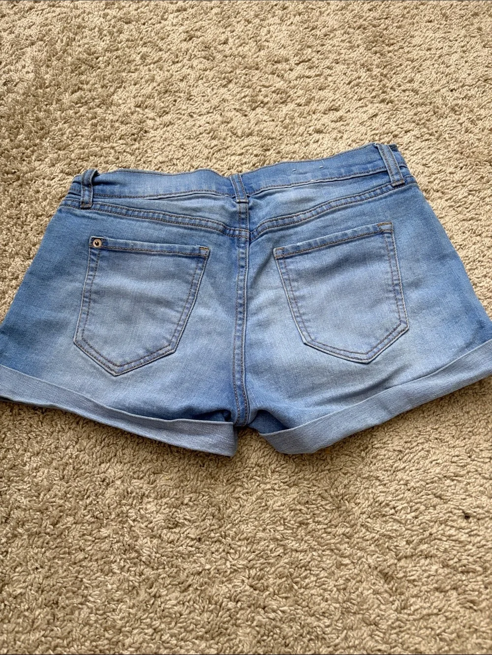 Old Navy Light Blue Denim Rolled-Hem Women's Shorts